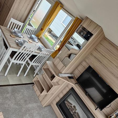 J6 Static Caravan, Fairway Holiday Park Sandown Dış mekan fotoğraf