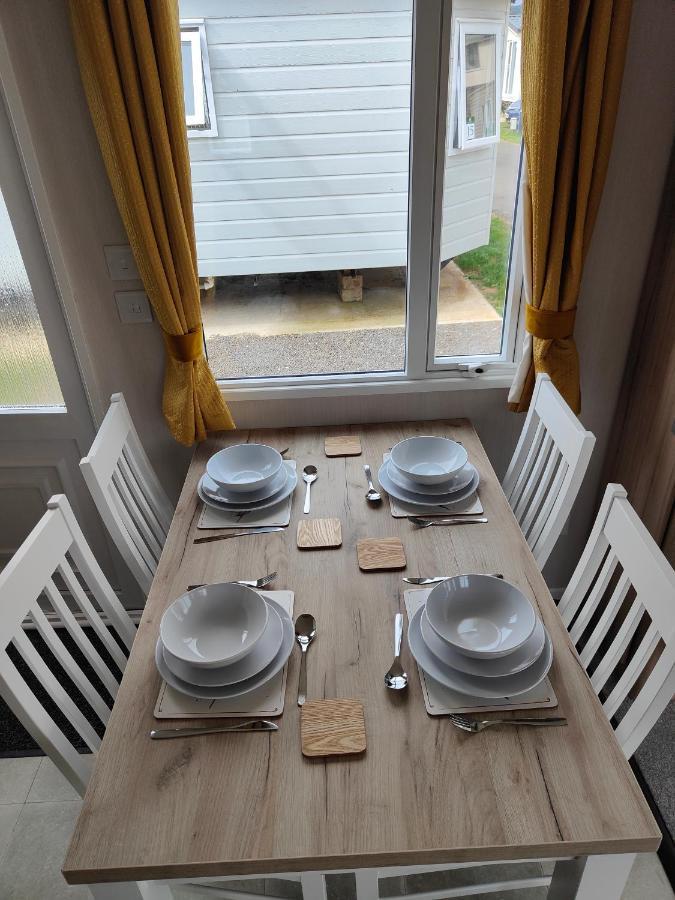 J6 Static Caravan, Fairway Holiday Park Sandown Dış mekan fotoğraf
