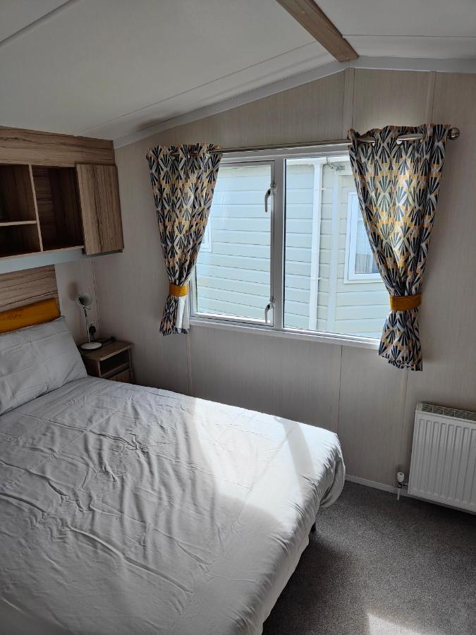 J6 Static Caravan, Fairway Holiday Park Sandown Dış mekan fotoğraf