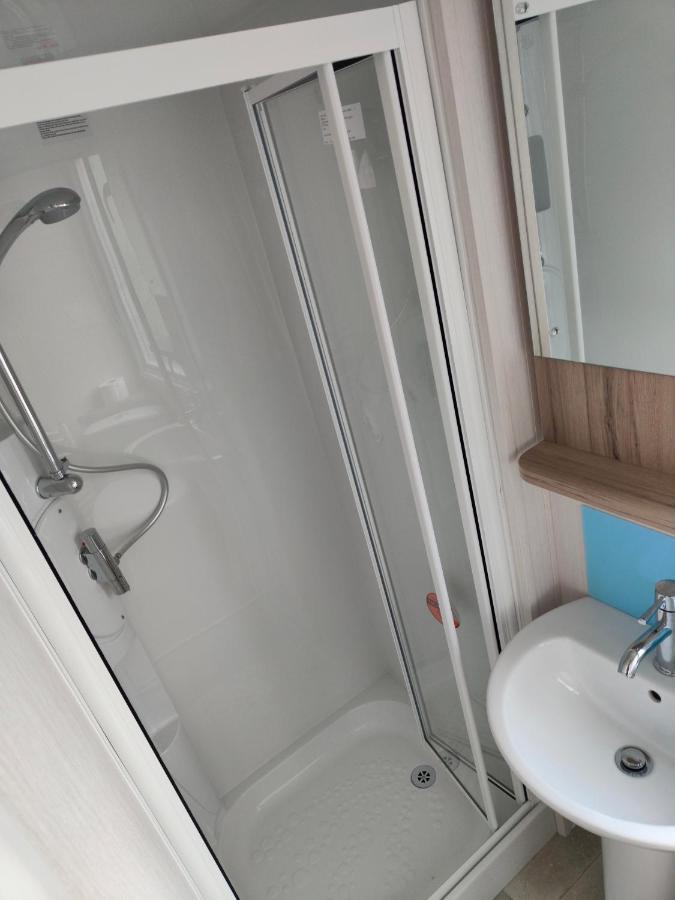 J6 Static Caravan, Fairway Holiday Park Sandown Dış mekan fotoğraf