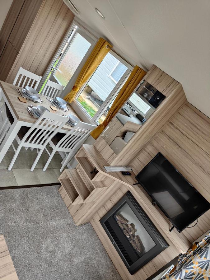 J6 Static Caravan, Fairway Holiday Park Sandown Dış mekan fotoğraf